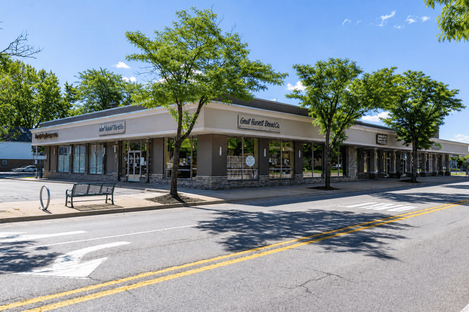 Adams Square, Birmingham, Michigan