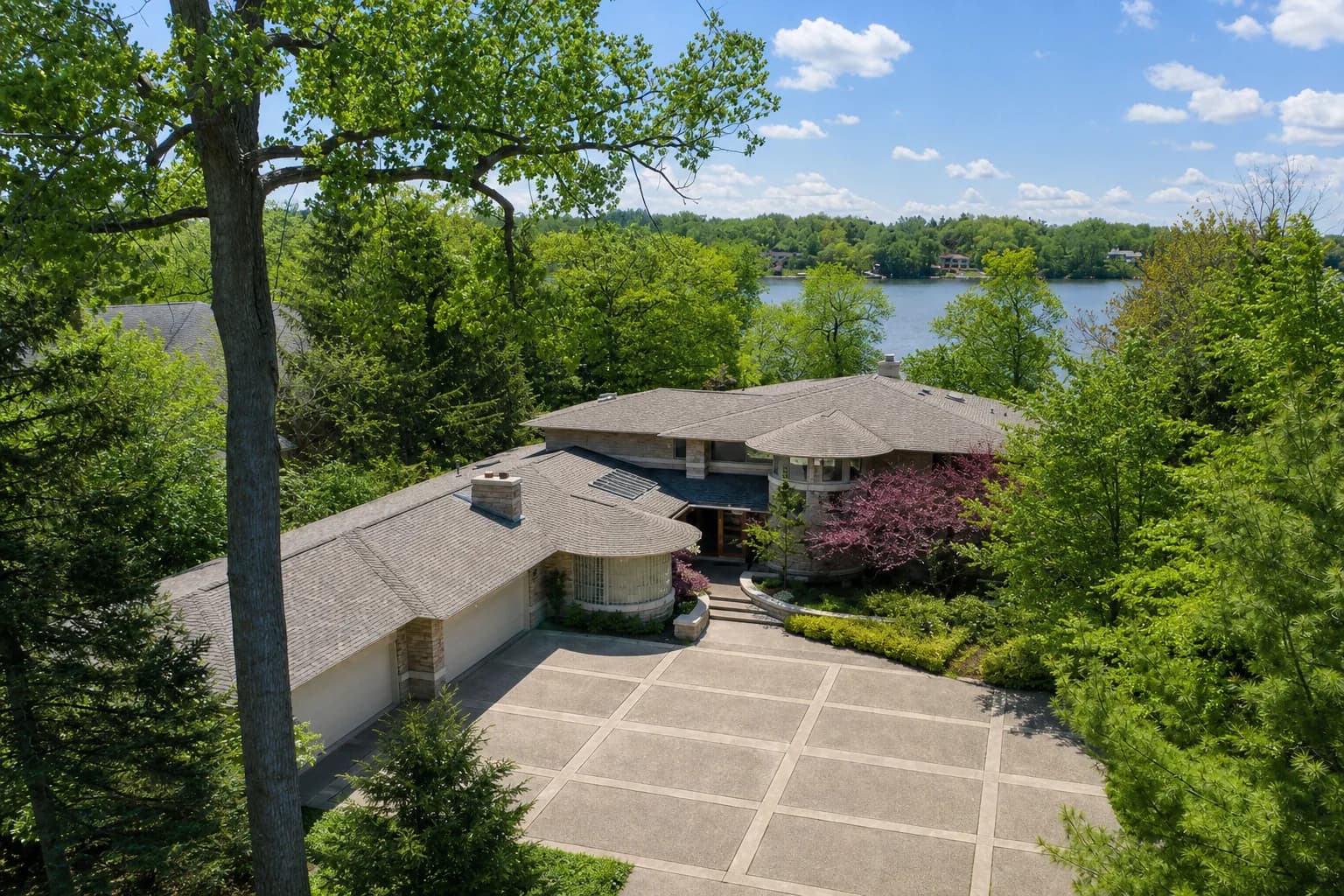 Upper Straits Lake, West Bloomfield, Michigan